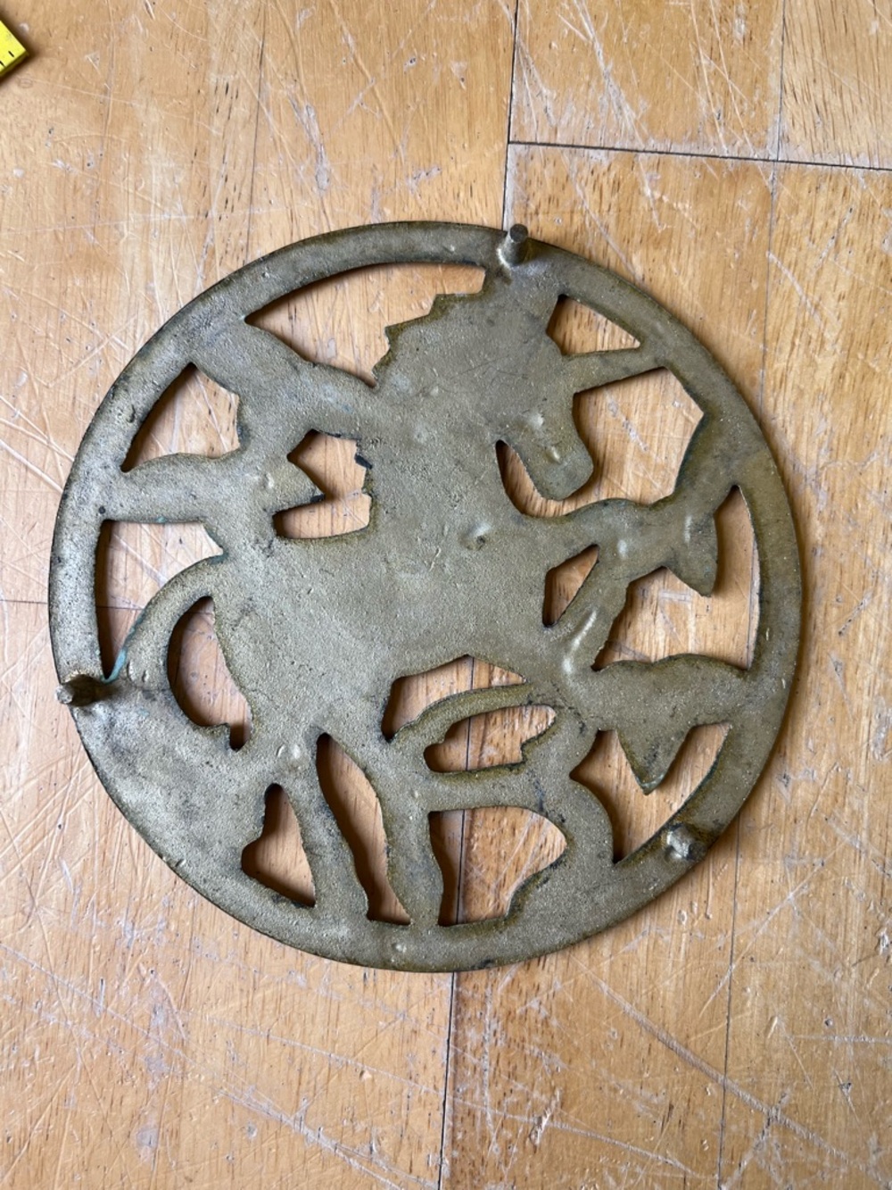 Brass Unicorn Trivet 1980-1990 kitchen wall art - Picture 4 of 13